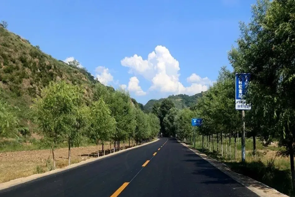 廠溪鎮(zhèn)雙山村、黑石村貧困戶人戶路硬化工程(2019年扶貧項(xiàng)目)